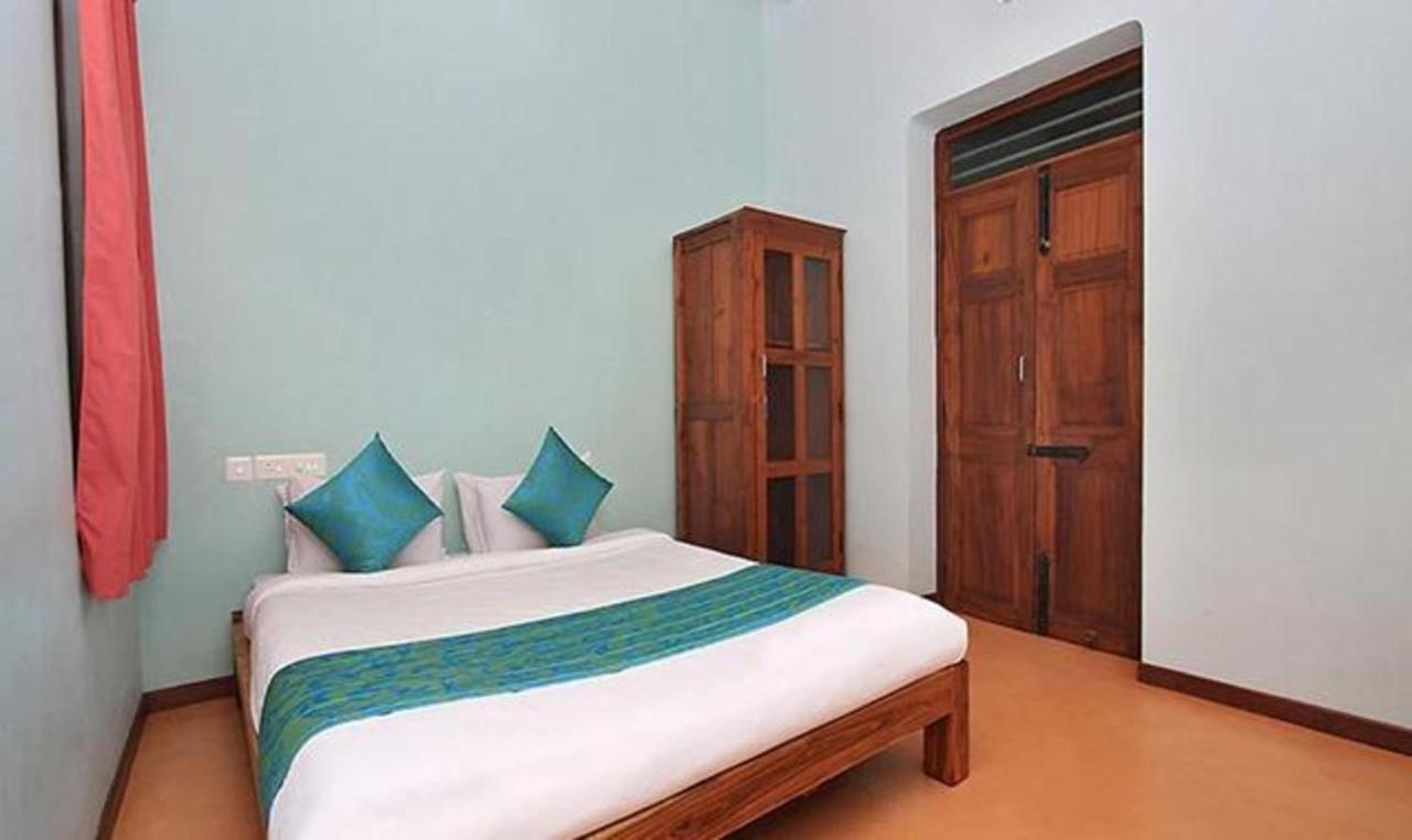 Fabhotel Les Boganveillea Auroville Exterior photo